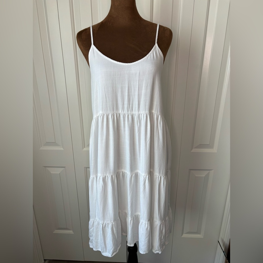 Camellia Chic White Spaghetti Strap Tiered Dress, Size Medium